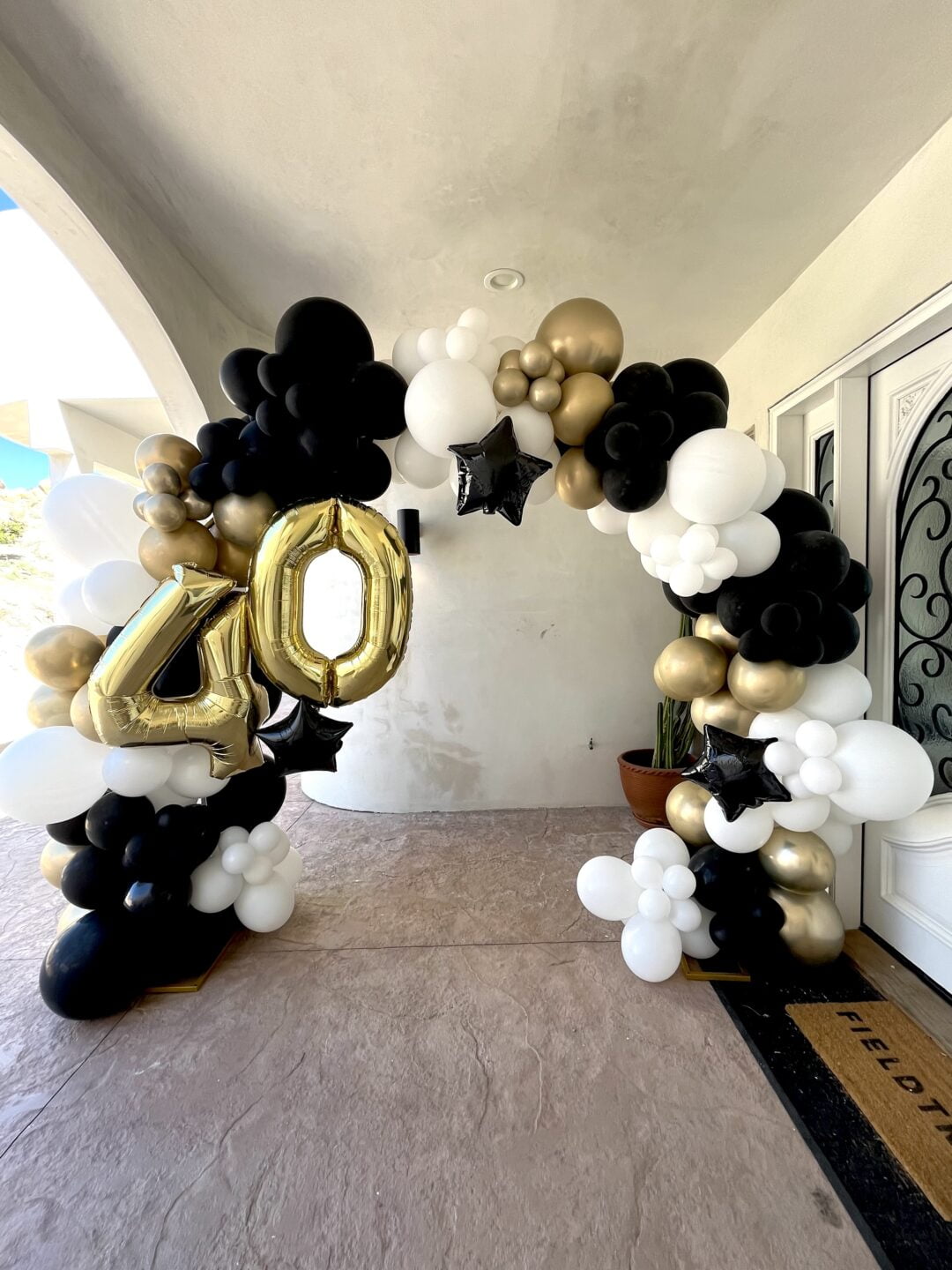 Organic balloon arch Decor