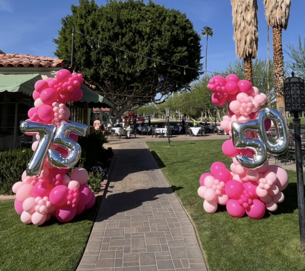 organic balloon columns in Los Angeles Ca, delivery. los Angeles Balloons services
