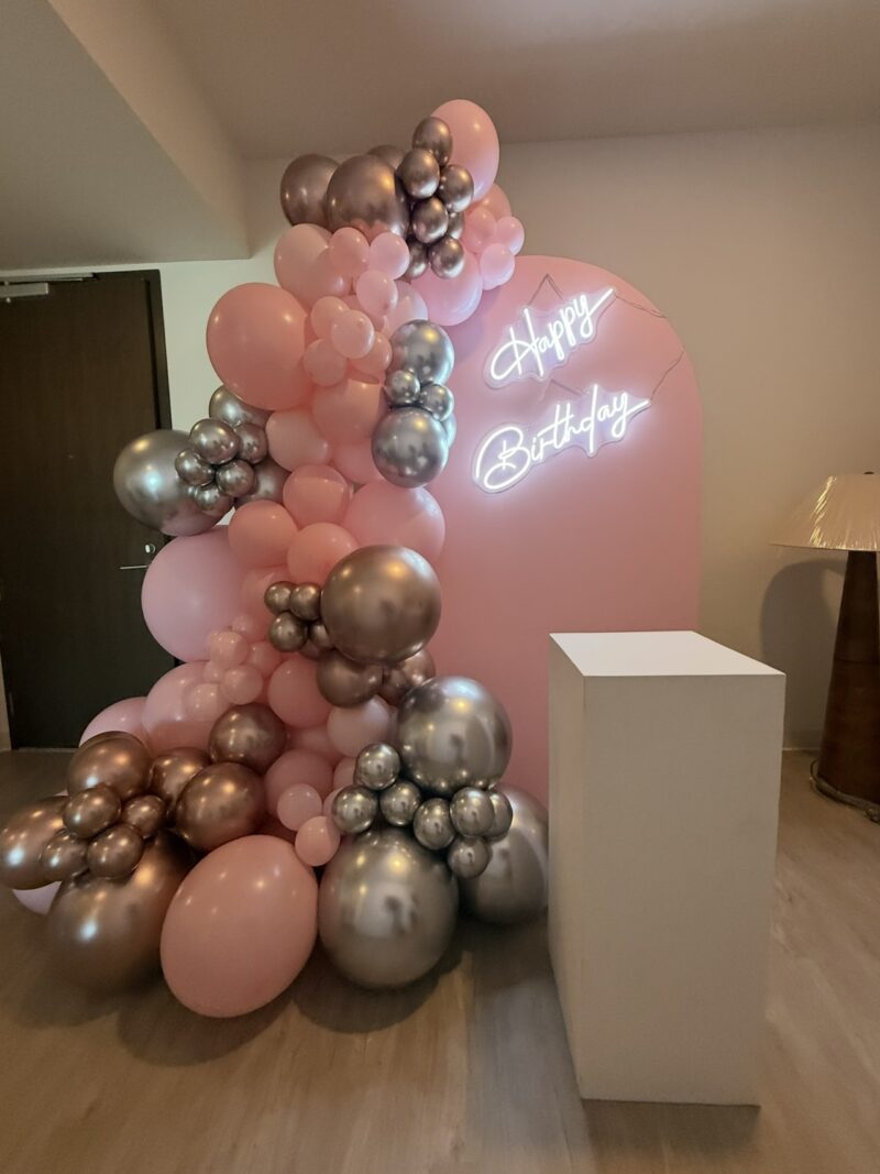 Balloon Garland decoration* Delivery in Los Angeles CA